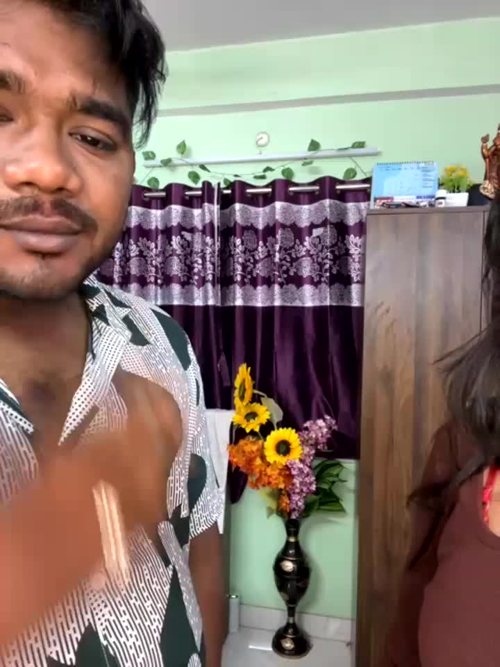V-Hot-Sweti