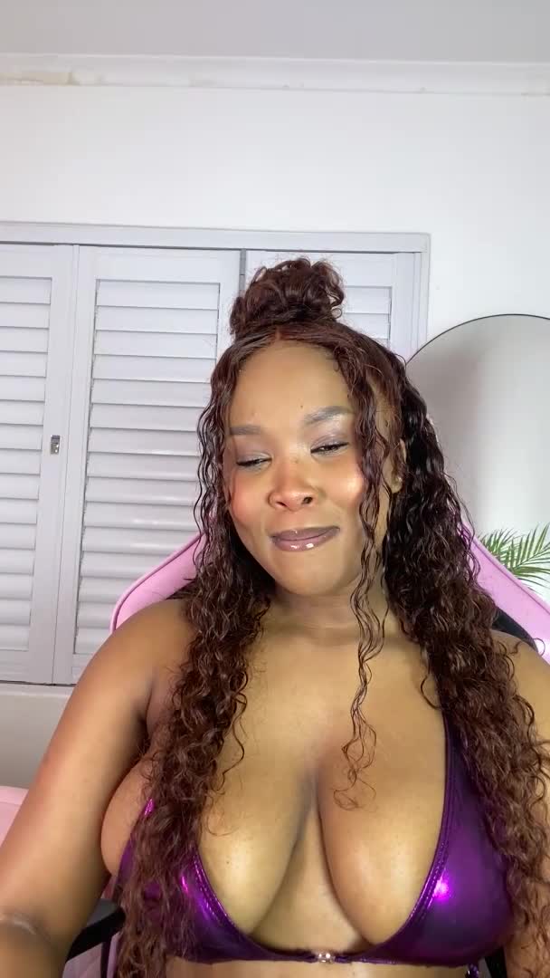 SandyLovely212